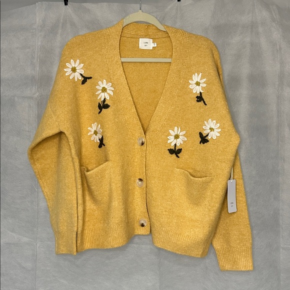 New Luna Ivy Daisy Embroidered Cardigan - Mustard in Size Large - Picture 6 of 6